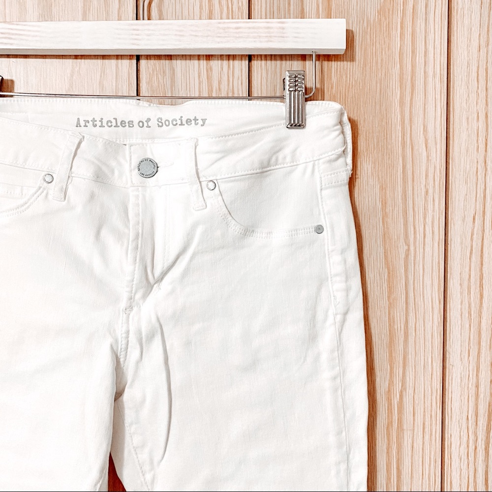 White Pants in size 27